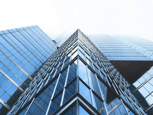 Building Wealth by Investing in Real Estate